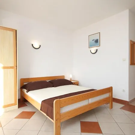 Studio 7532a Apartment
